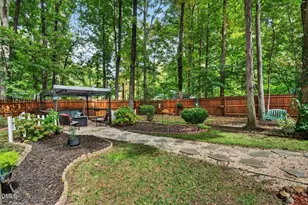 606 Valley Dr, Durham, NC 27704 - Photo 18