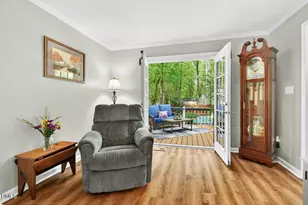 606 Valley Dr, Durham, NC 27704 - Photo 12