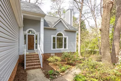 304 W Kirkfield Drive, Cary, NC 27518 - Photo 2