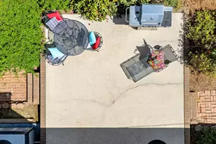 623 Stoney Creek Church Rd, Burlington, NC 27217 - Photo 8