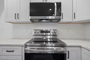 1320 Dylan Heath Ct, Raleigh, NC 27608 - Photo 20