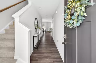 45 Rusling Leaf Dr, Fuquay Varina, NC 27526 - Photo 2