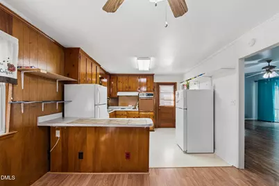112 E Franklin Street, Zebulon, NC 27597 - Photo 28