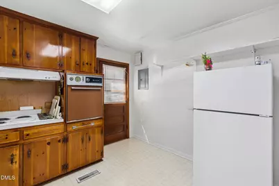 112 E Franklin Street, Zebulon, NC 27597 - Photo 22