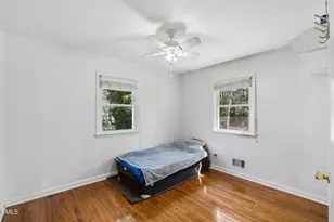 112 E Franklin St, Zebulon, NC 27597 - Photo 18