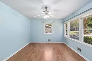 112 E Franklin St, Zebulon, NC 27597 - Photo 10