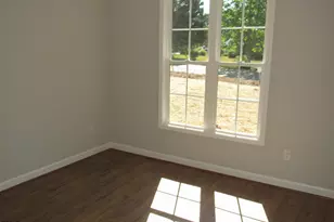 302 S Elm St, Creedmoor, NC 27522 - Photo 18