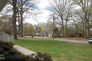 1517 Oakdale Cir, Henderson, NC 27536 - Photo 4