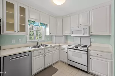 1429 Falls Church Road, Raleigh, NC 27609 - Photo 26