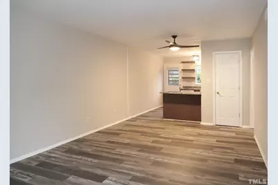 108 Ephesus Church Road #208, Chapel Hill, NC 27517 - Photo 4