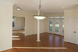 5330 Foxlair Rd, Chapel Hill, NC 27516 - Photo 8