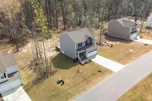 130 Parkers Gate Dr, Youngsville, NC 27596 - Photo 2