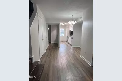 110 Kingsbury Drive, Chapel Hill, NC 27514 - Photo 2