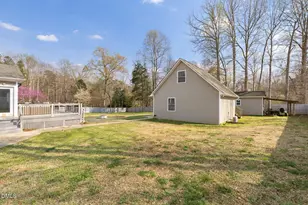 825 Latimer St, Hillsborough, NC 27278 - Photo 32