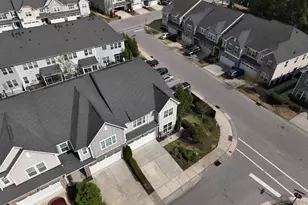 902 Green Ash Ln, Cary, NC 27513 - Photo 54