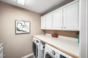 902 Green Ash Ln, Cary, NC 27513 - Photo 30