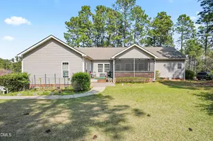 216 Sherwood Hills Ct, Cameron, NC 28326 - Photo 4