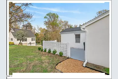 100 Eastwood Lake Road, Chapel Hill, NC 27514 - Photo 18