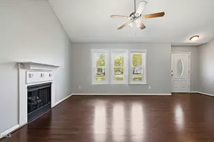 104 S Woodstone Dr, Archer Lodge, NC 27527 - Photo 2