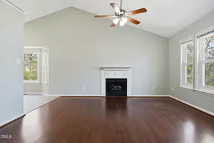 104 S Woodstone Dr, Archer Lodge, NC 27527 - Photo 4