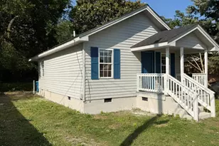 1002 E Harnett St, Dunn, NC 28334 - Photo 1