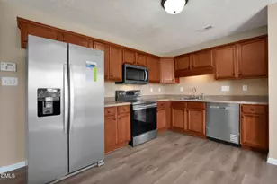 1961 Yellowbrick Rd, Fayetteville, NC 28314 - Photo 10