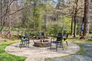 203 Cobblestone Dr, Chapel Hill, NC 27516 - Photo 6