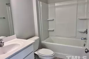 1013 Commack Dr, Durham, NC 27703 - Photo 16