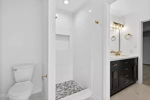 4949 Liverpool Ln, Raleigh, NC 27604 - Photo 24