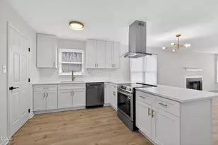 4949 Liverpool Ln, Raleigh, NC 27604 - Photo 14