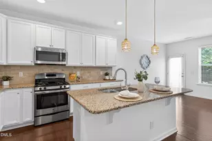 103 Pleasant Glen Ln, Apex, NC 27539 - Photo 4