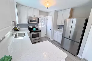 1000 Brookgreen Dr, Cary, NC 27511 - Photo 4
