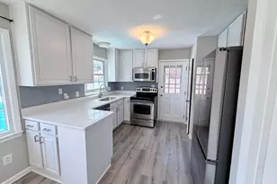 1000 Brookgreen Dr, Cary, NC 27511 - Photo 4