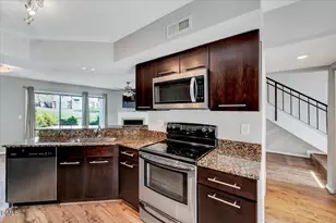 7802 Falcon Rest Cir, Raleigh, NC 27615 - Photo 10