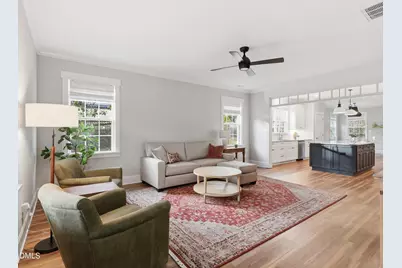 129 E Chestnut Avenue, Wake Forest, NC 27587 - Photo 4