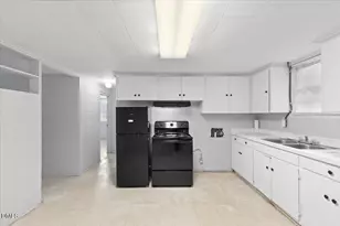 1209 Evergreen Rd, Rocky Mount, NC 27803 - Photo 2