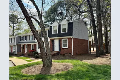 7721 Kingsberry Court, Raleigh, NC 27615 - Photo 2