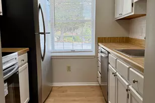 7721 Kingsberry Ct, Raleigh, NC 27615 - Photo 4