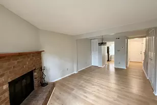 7721 Kingsberry Ct, Raleigh, NC 27615 - Photo 8