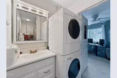 220 Elizabeth Street #Apt A15, Chapel Hill, NC 27514 - Photo 24