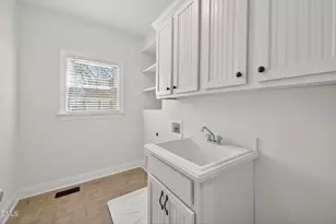 202 Lantern Ridge Ln, Cary, NC 27519 - Photo 32