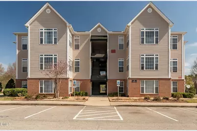 2511 Huntscroft Lane #303, Raleigh, NC 27617 - Photo 4