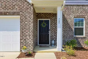 745 Mirror Pond Dr, Zebulon, NC 27597 - Photo 4