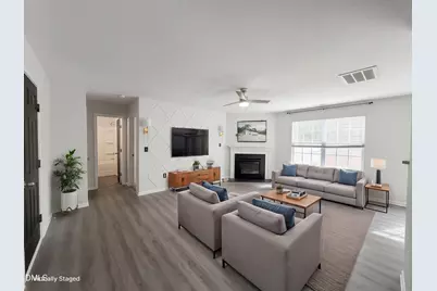 574 Botanical Court, Bunnlevel, NC 28323 - Photo 2