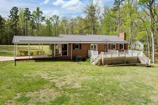 484 Shiloh Church Rd, Roxboro, NC 27574 - Photo 2
