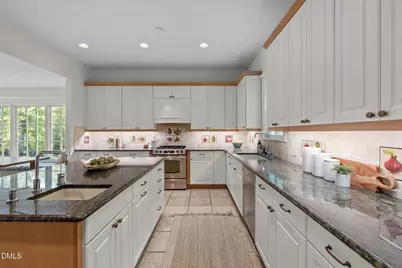 400 Ransom Street, Chapel Hill, NC 27516 - Photo 28