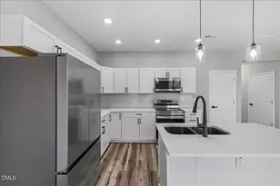 17 Runneymede Pl, Smithfield, NC 27577 - Photo 12