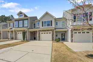 243 Beaconwood Ln, Holly Springs, NC 27540 - Photo 2