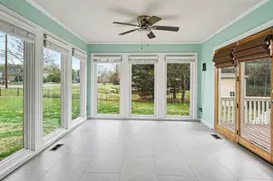 537 N Gurney St, Burlington, NC 27215 - Photo 6