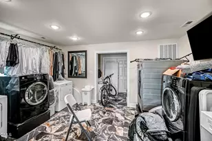 309 W Divine St, Dunn, NC 28334 - Photo 80